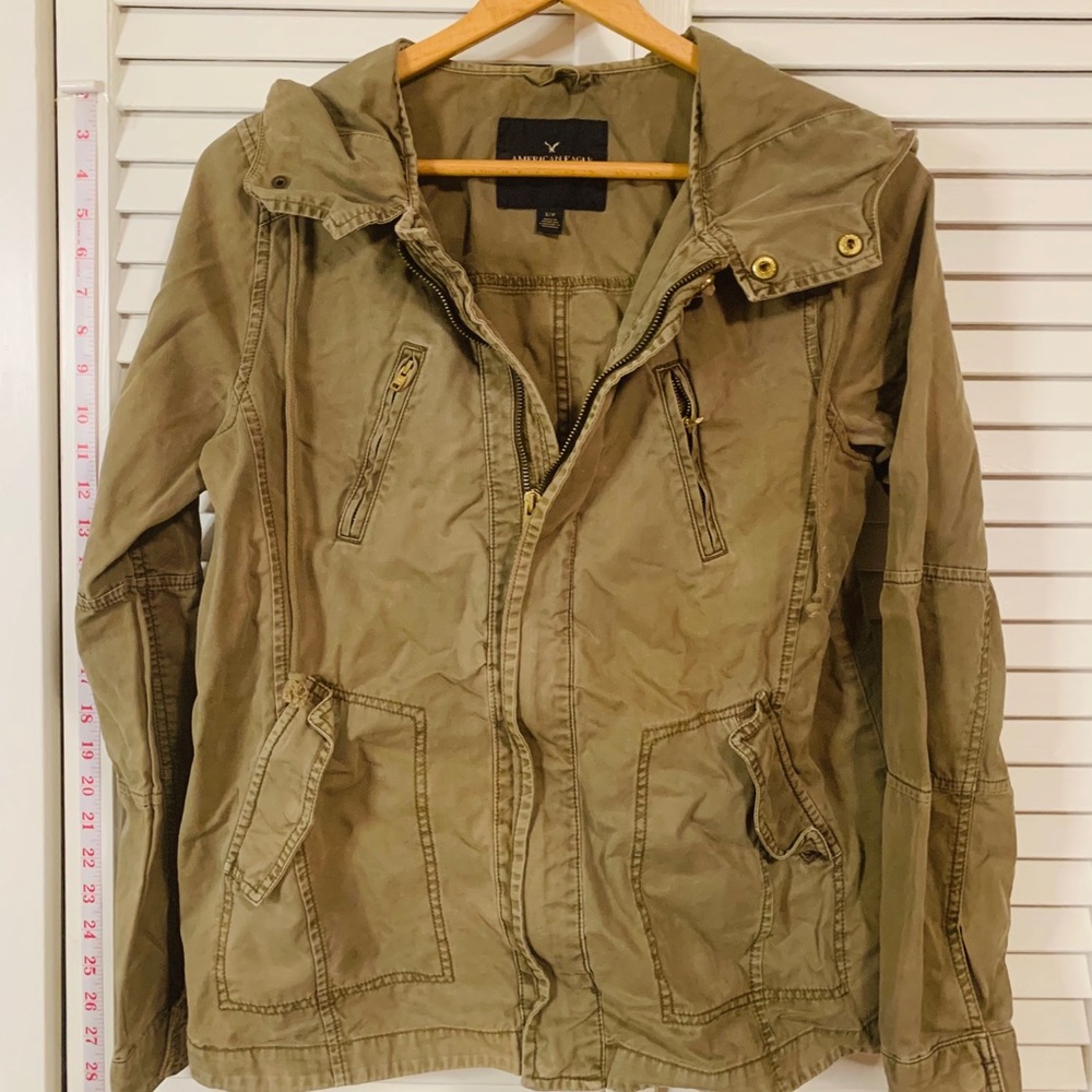 American Eagle army green jacket small coat hood